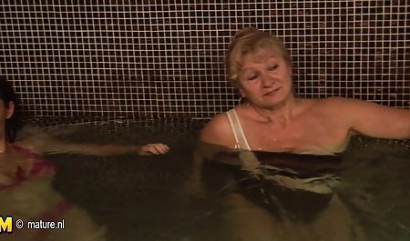 فلفل و درهم کوبیدن لاشه خانه سكس در لباس