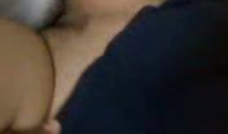 قفل ساز xxxدر ماشین آنجلا در کارگاه
