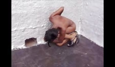 دختر سکس با کارگر خانه جوان