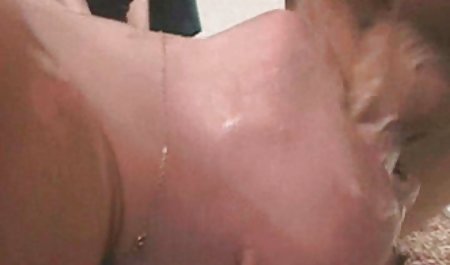 و سکس با تعمیرکار در منزل آندره