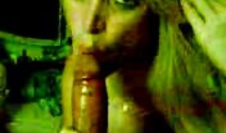 اشک از سكس درخانه لاکپشتهای در حال دباغی مانند یک عروسک